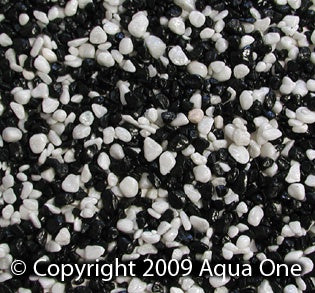 Aqua One Gravel - Mixed White + Black 1kg (2mm)